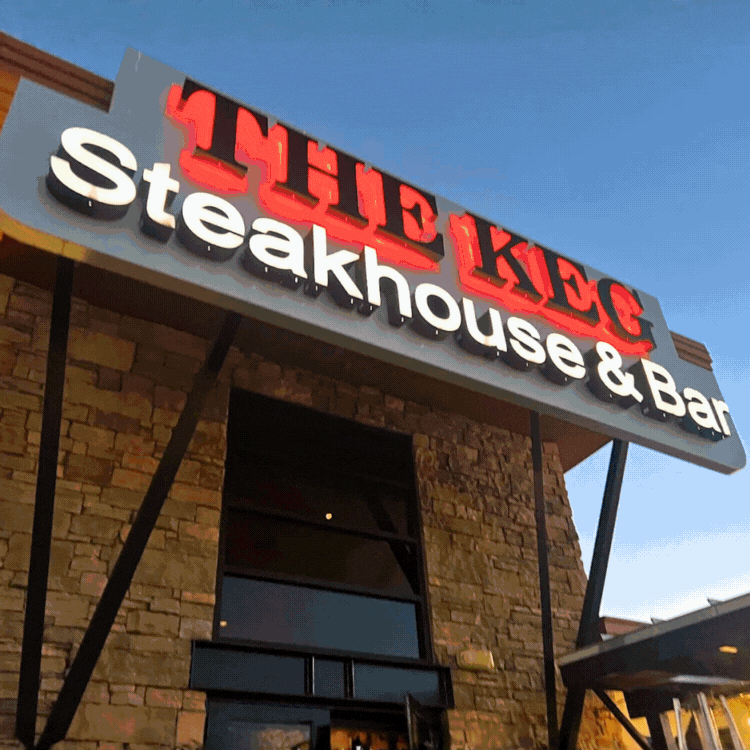 🥩 Holiday Glow-Up Steakhouse