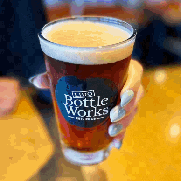 💫 The “One Drink” Spot You Don’t Rush