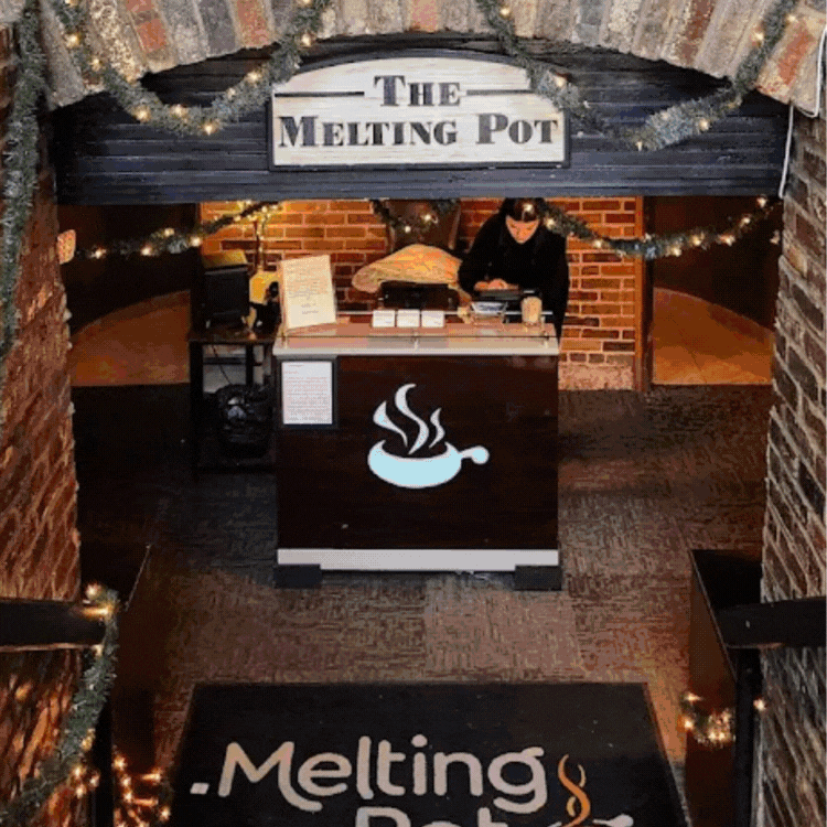 🎄 Slow-Cooked Nights & Shared Forks