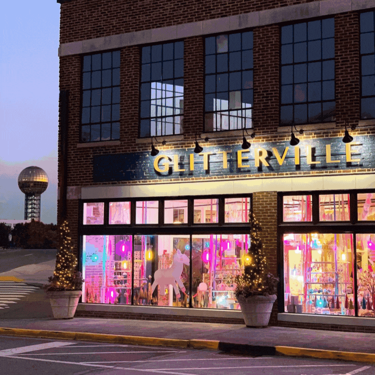 🎄 A Pink-Tinted Holiday Wonderland